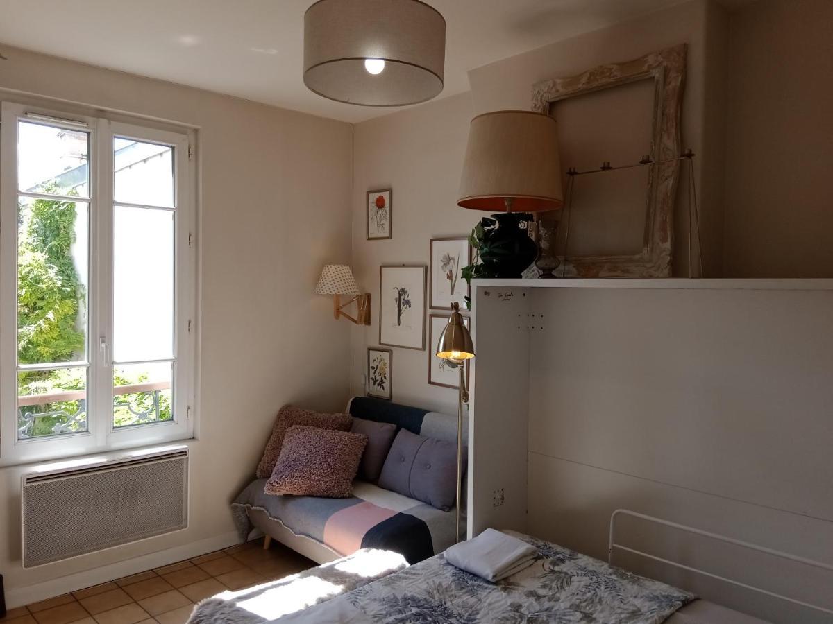 Paris Authentic House Small, Bright And Calm Studio Экстерьер фото
